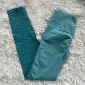 Alphalete Amplify Ombre Leggings - Aqua Blue